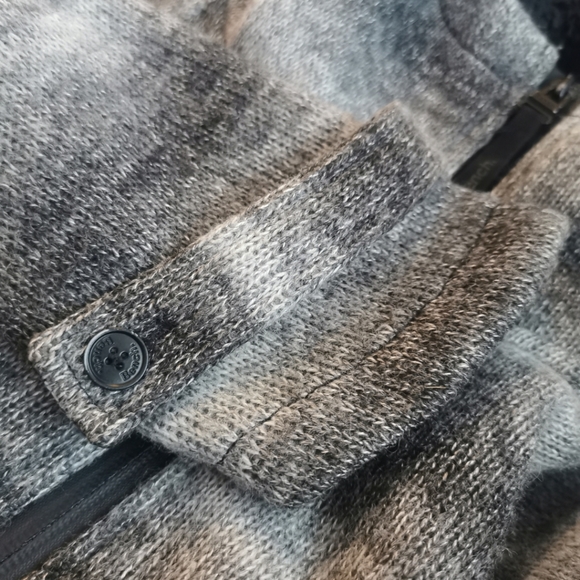 Bench Zipper Hooded Soft Shell Jacket - Picture 9 of 11